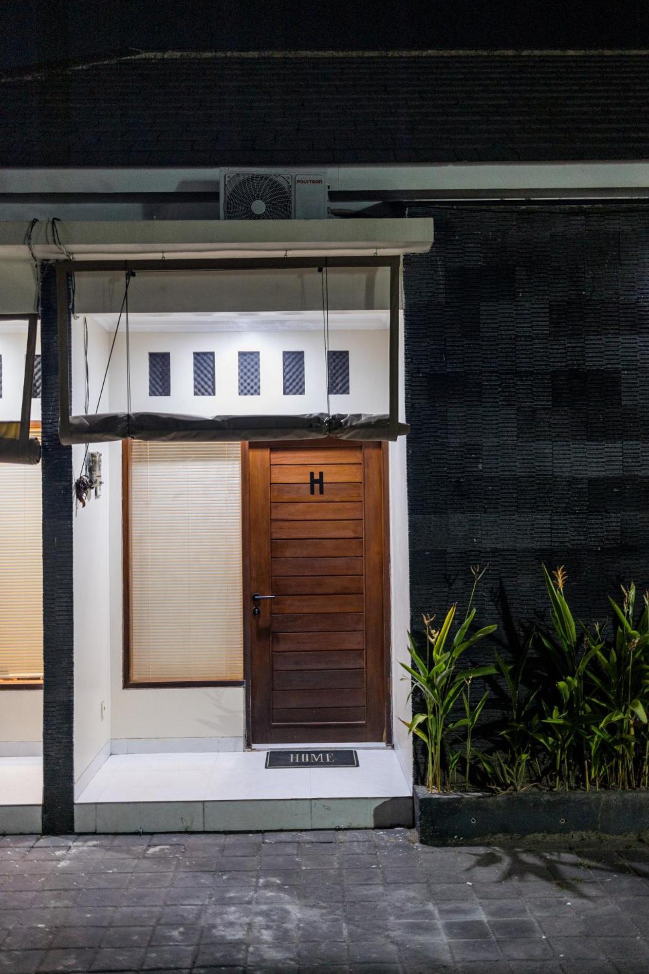 Light House Residence Denpasar Bali Exterior foto
